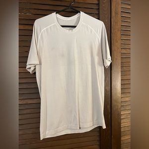 Lululemon Metal Vent Tech SS 2.0 Medium